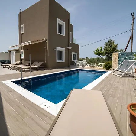 Thomas Villa Hersonissos - Private Pool - Sleeps 6 Exterior photo