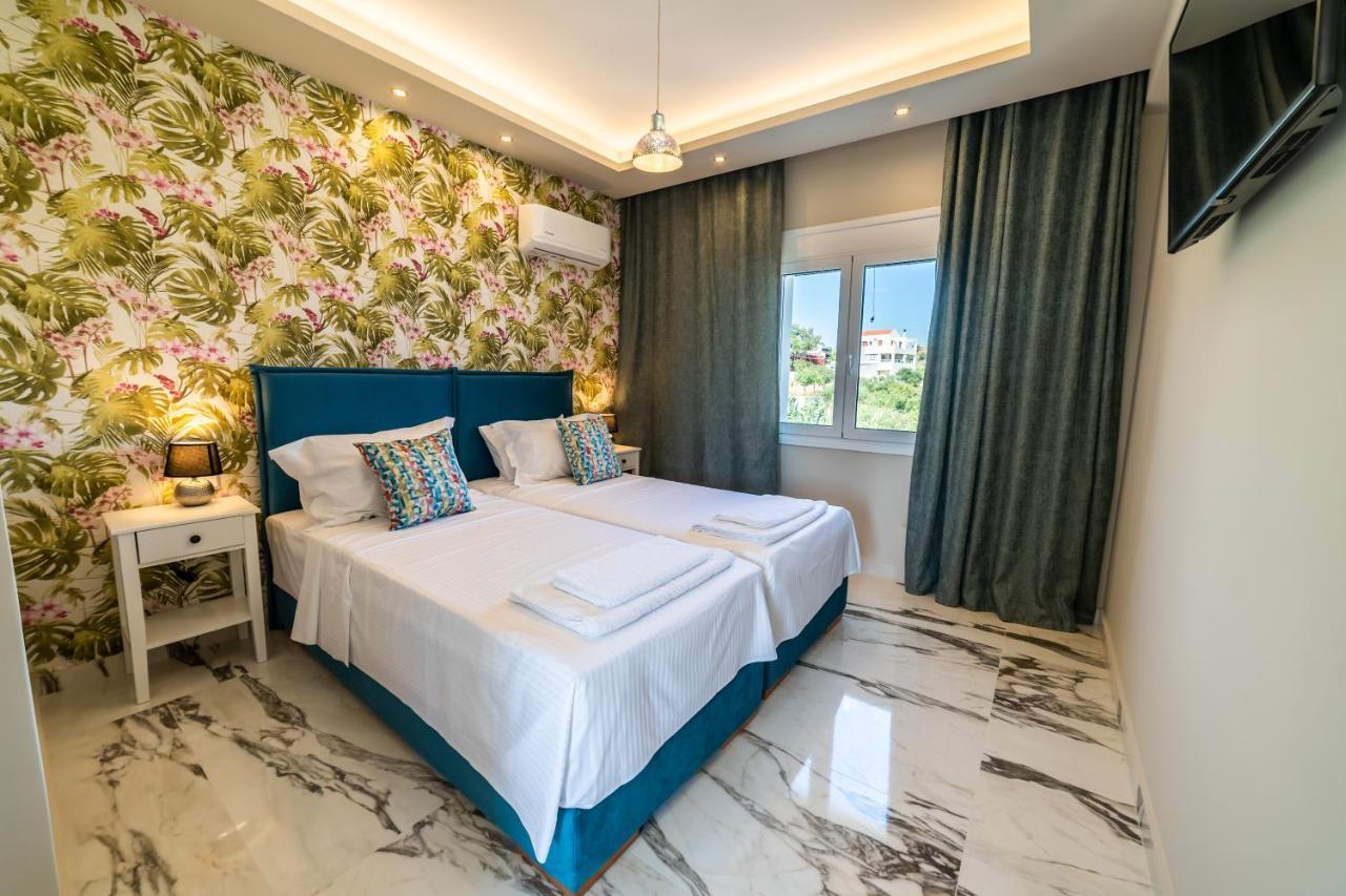 Thomas - Private Pool - Sleeps 6 Villa *