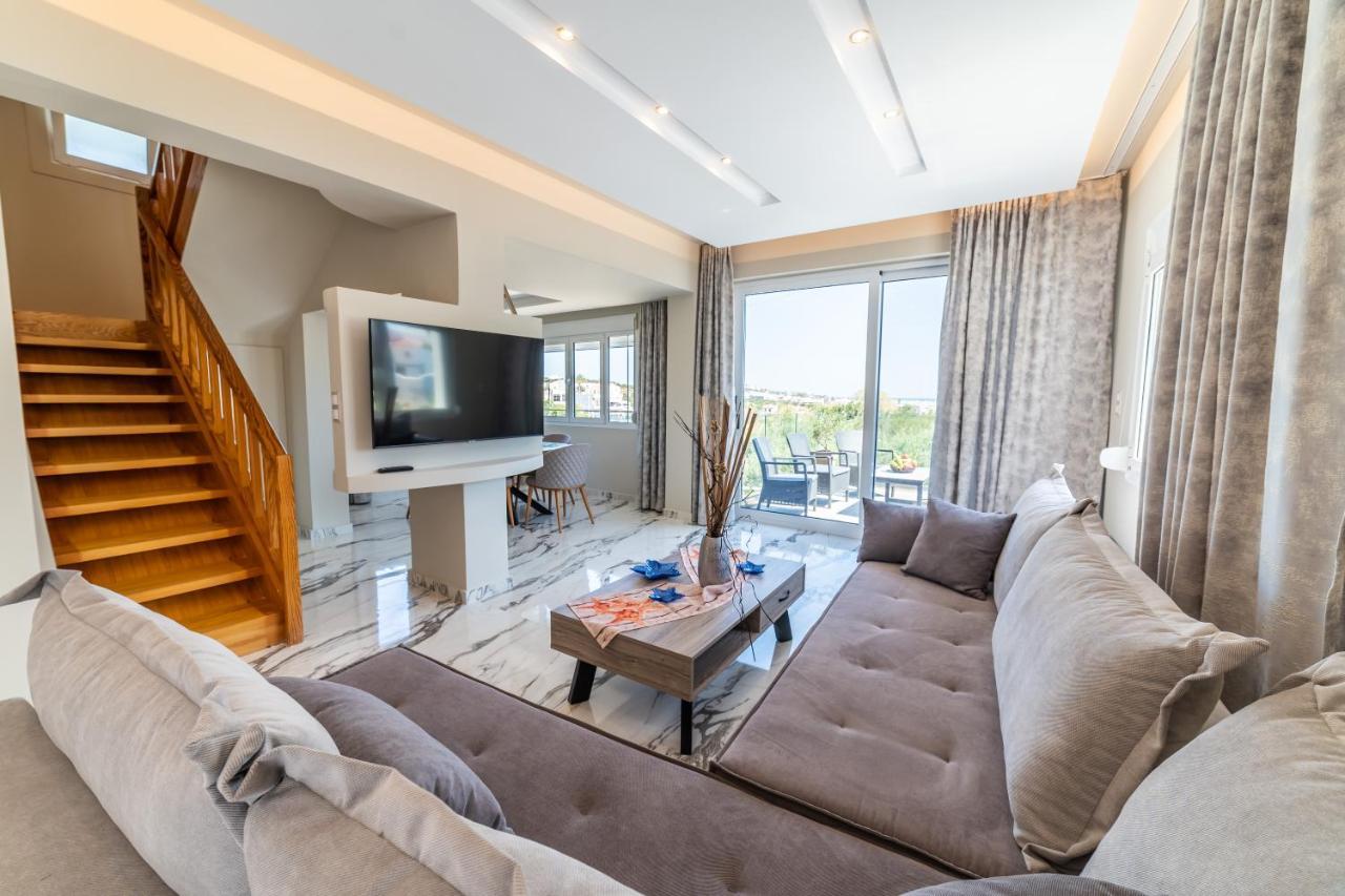 Thomas - Private Pool - Sleeps 6 Villa Hersónissos