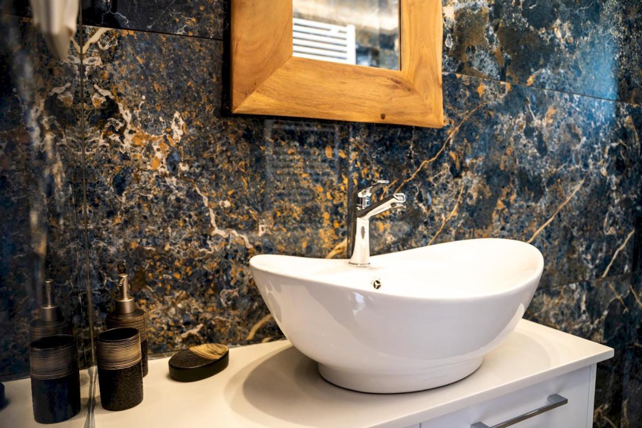 Thomas - Private Pool - Sleeps 6 Βίλα