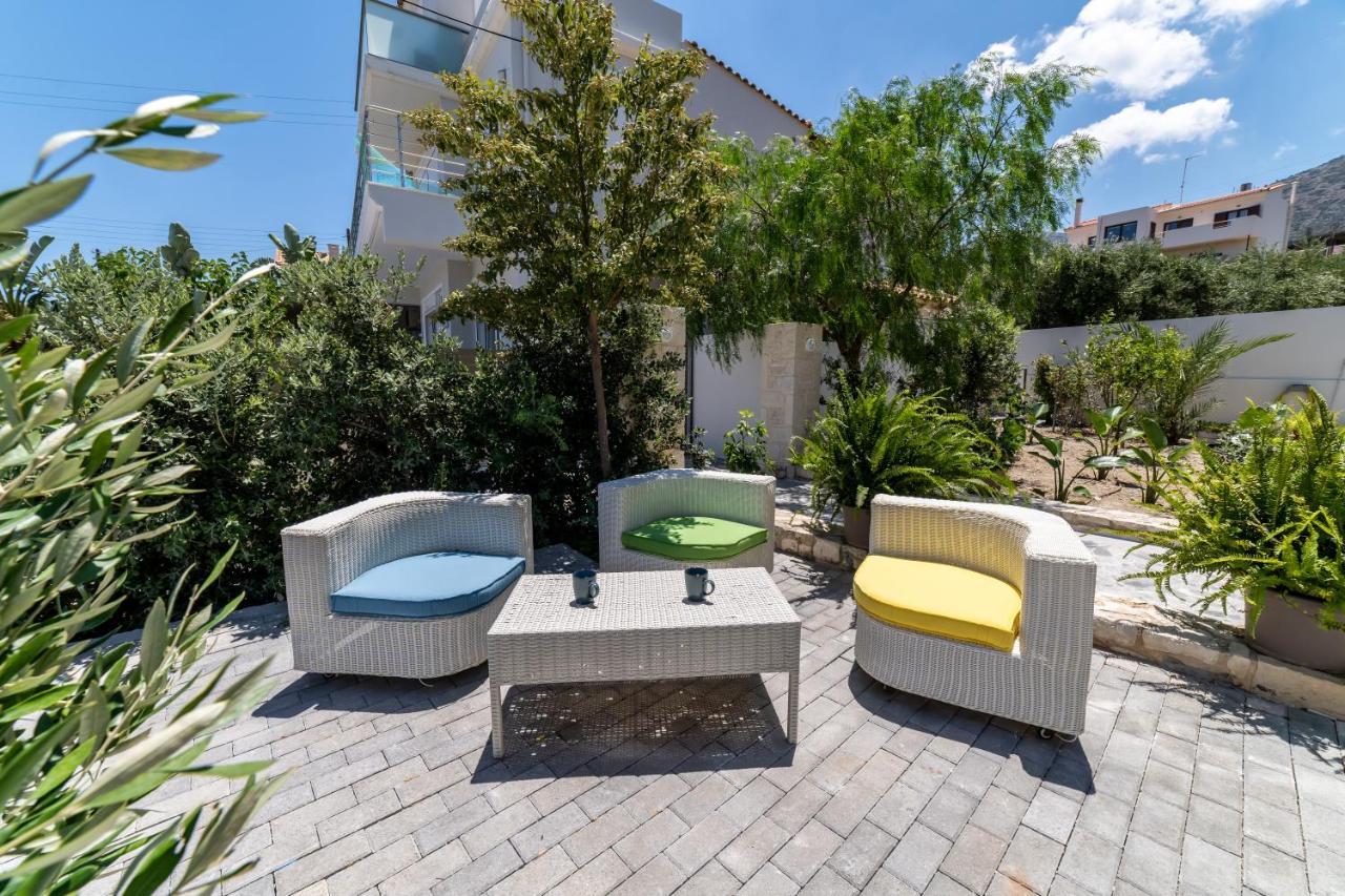 Thomas - Private Pool - Sleeps 6
